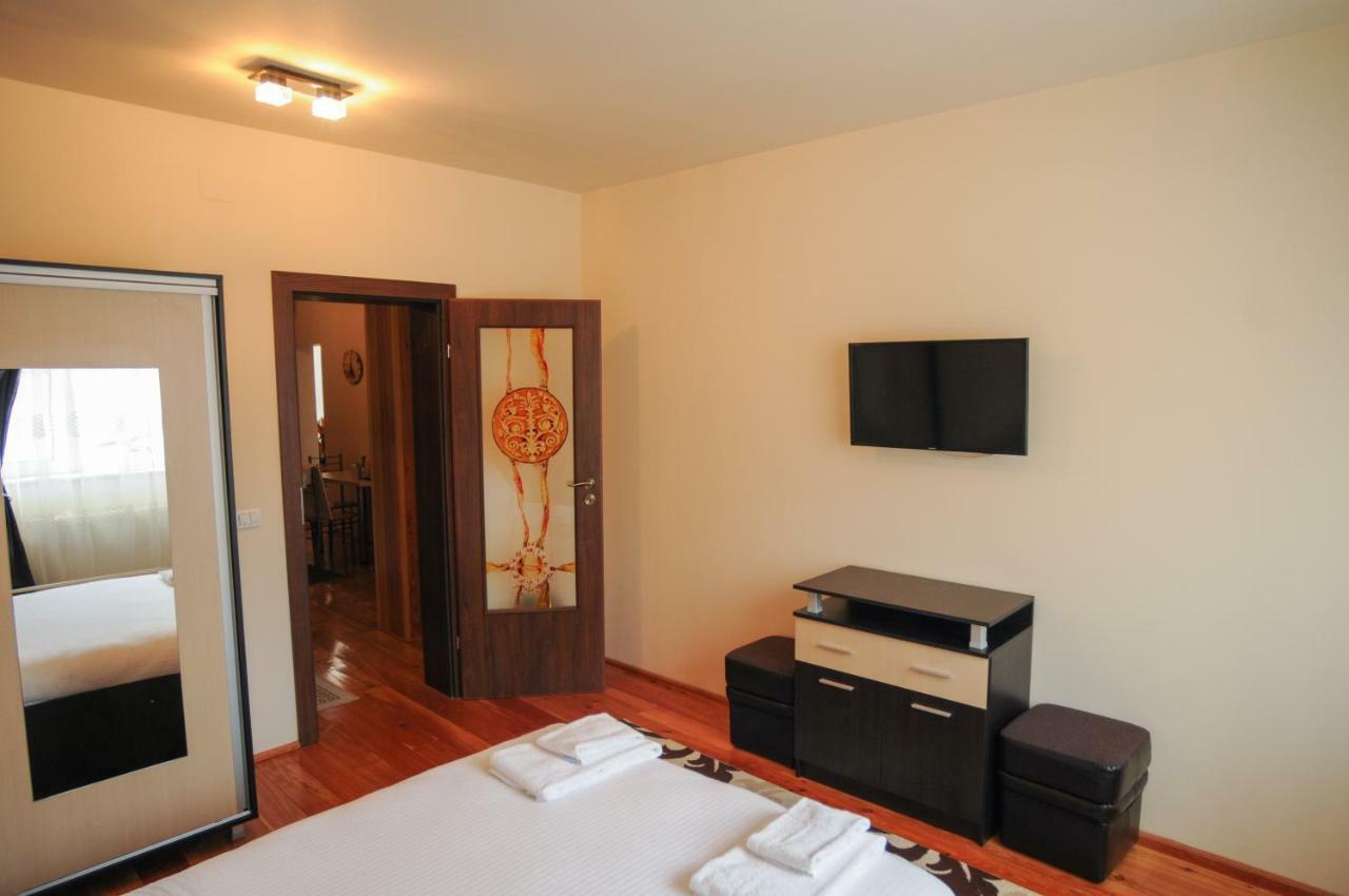 Casa Di Luca Apartamento Braşov Exterior foto
